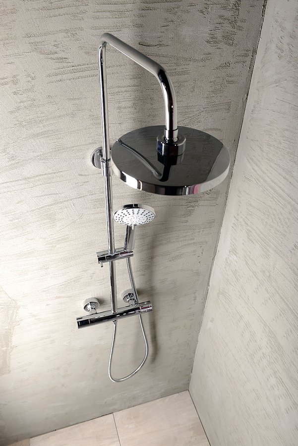 Aqualine LIGA sprchový sloup s termostatickou baterií, chrom, sprchový set na stěně 2