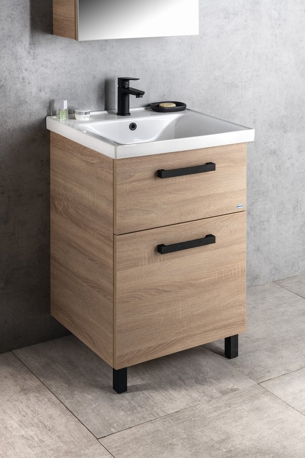 Aqualine VEGA umyvadlová skříňka 51,5x72,6x43,6cm, 2x zásuvka, dub platin, v koupelně s černou baterií