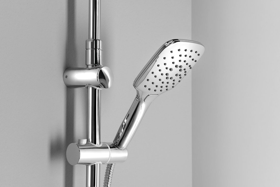 Aqualine KERA sprchový sloup s napojením na baterii, chrom, detail ruční sprchy na tyči