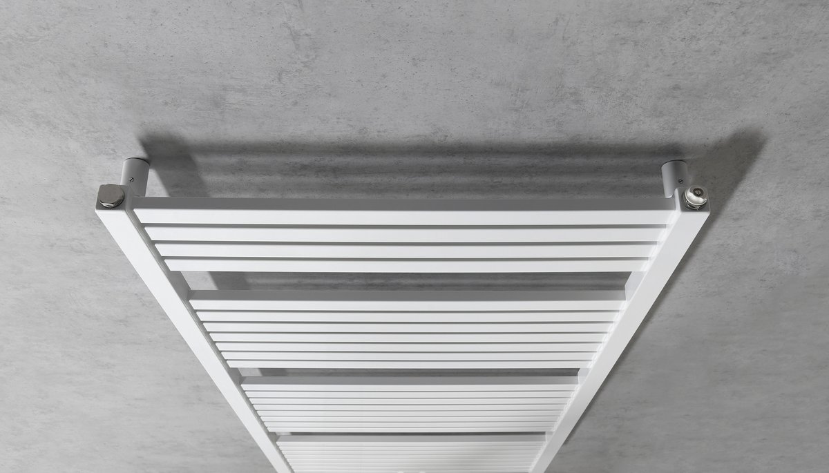 Aqualine TONDI otopné těleso rovné 600x1330 mm, středové připojení, bílá, detail horní části