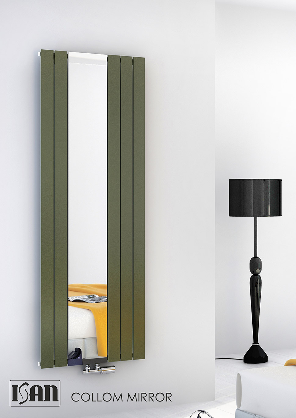 Isan Collom Mirror, v interiéru