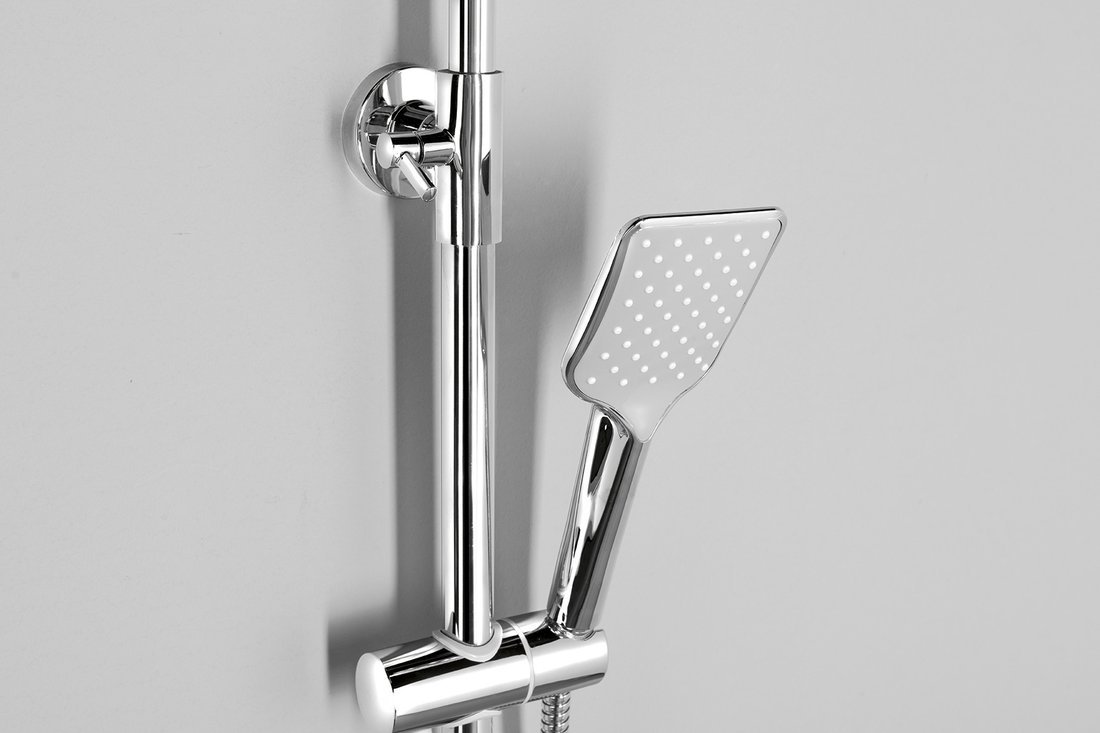 Aqualine FACTOR sprchový sloup s pákovou baterií, chrom, detail ruční sprchy a držáku