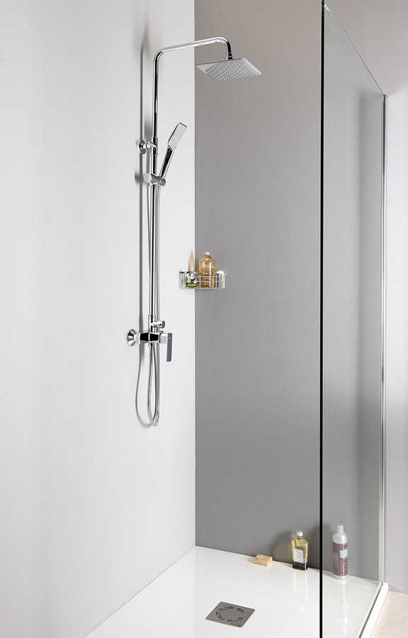 Aqualine FACTOR sprchový sloup s pákovou baterií, chrom, ve sprchovém koutě