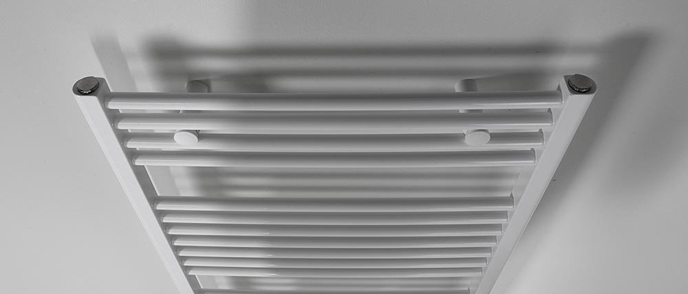 Aqualine DIRECT-E elektrické otopné těleso rovné 600x1680 mm, 800 W, bílá, pohled na horní část