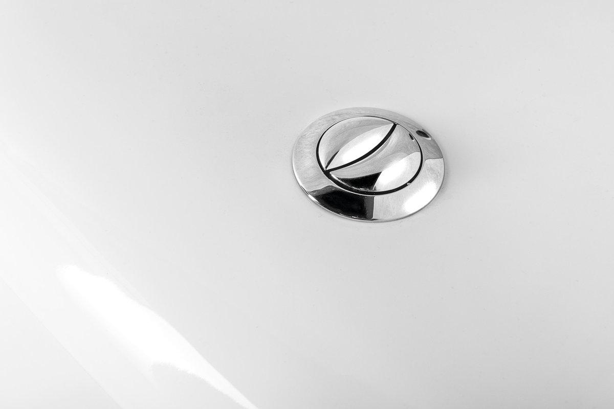 Aqualine CLIFTON rohové WC kombi, dvojtlačítko 3/6l, zadní odpad, bílá, detail splachovacího tlačítka