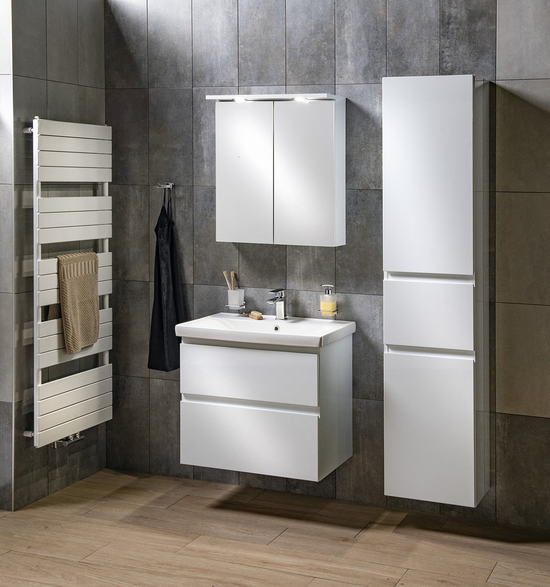Aqualine ALTAIR vysoká skříňka s košem 40x184x31cm, pravá, bílá, v koupelně