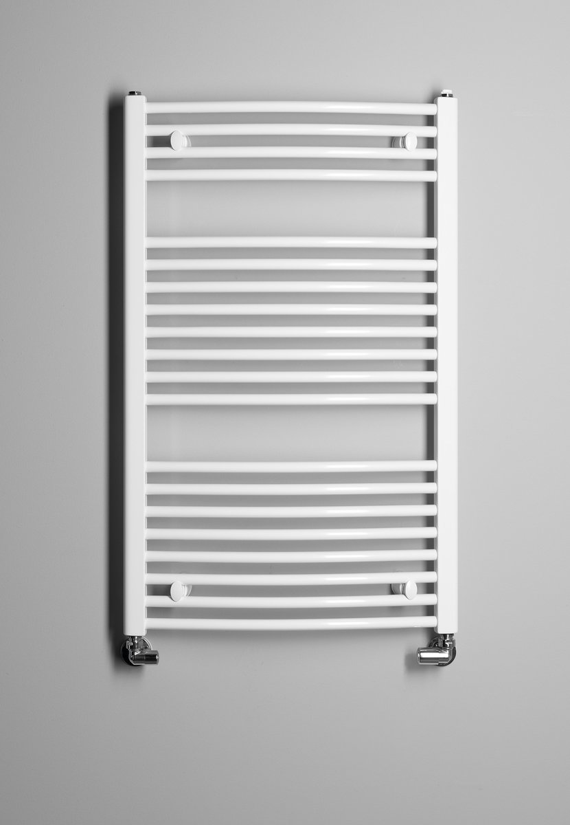 Aqualine ORBIT otopné těleso s bočním připojením 600x960 mm, bílá, na šedé stěně