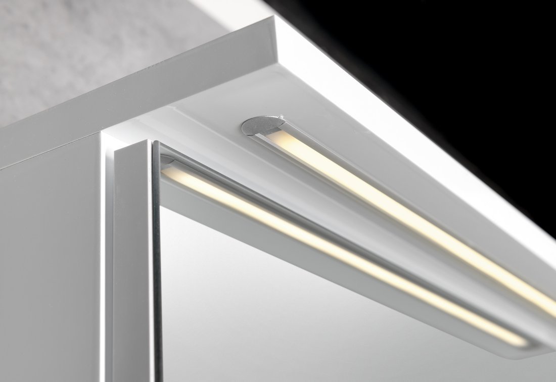 Aqualine KAWA STRIP galerka s LED osvětlením 50x70x22cm, bílá, detail LED osvětlení