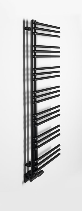 Aqualine POSEIDON otopné těleso 550x1340mm, černá mat, pohled zboku