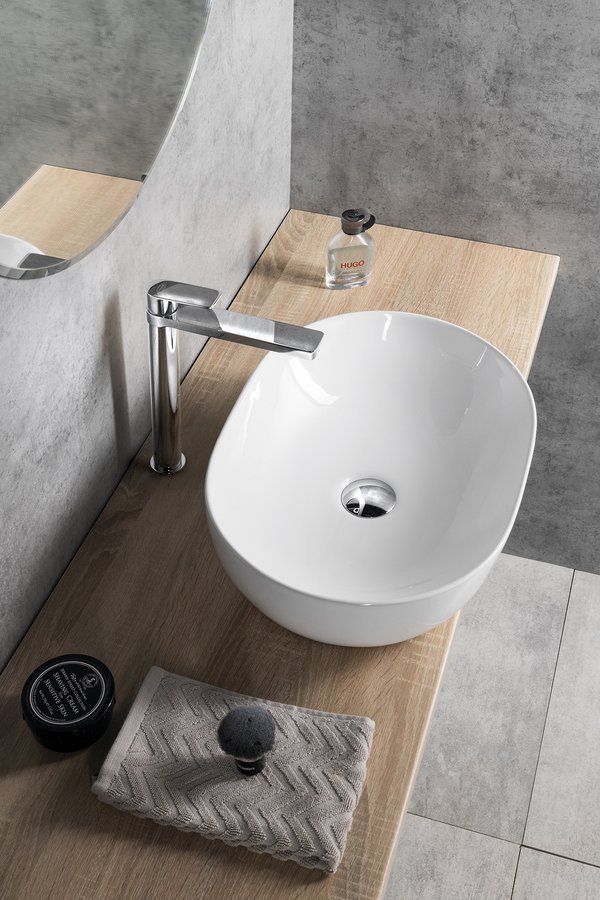 Aqualine Keramické umyvadlo na desku 49x36cm, bílá, na desce s baterií