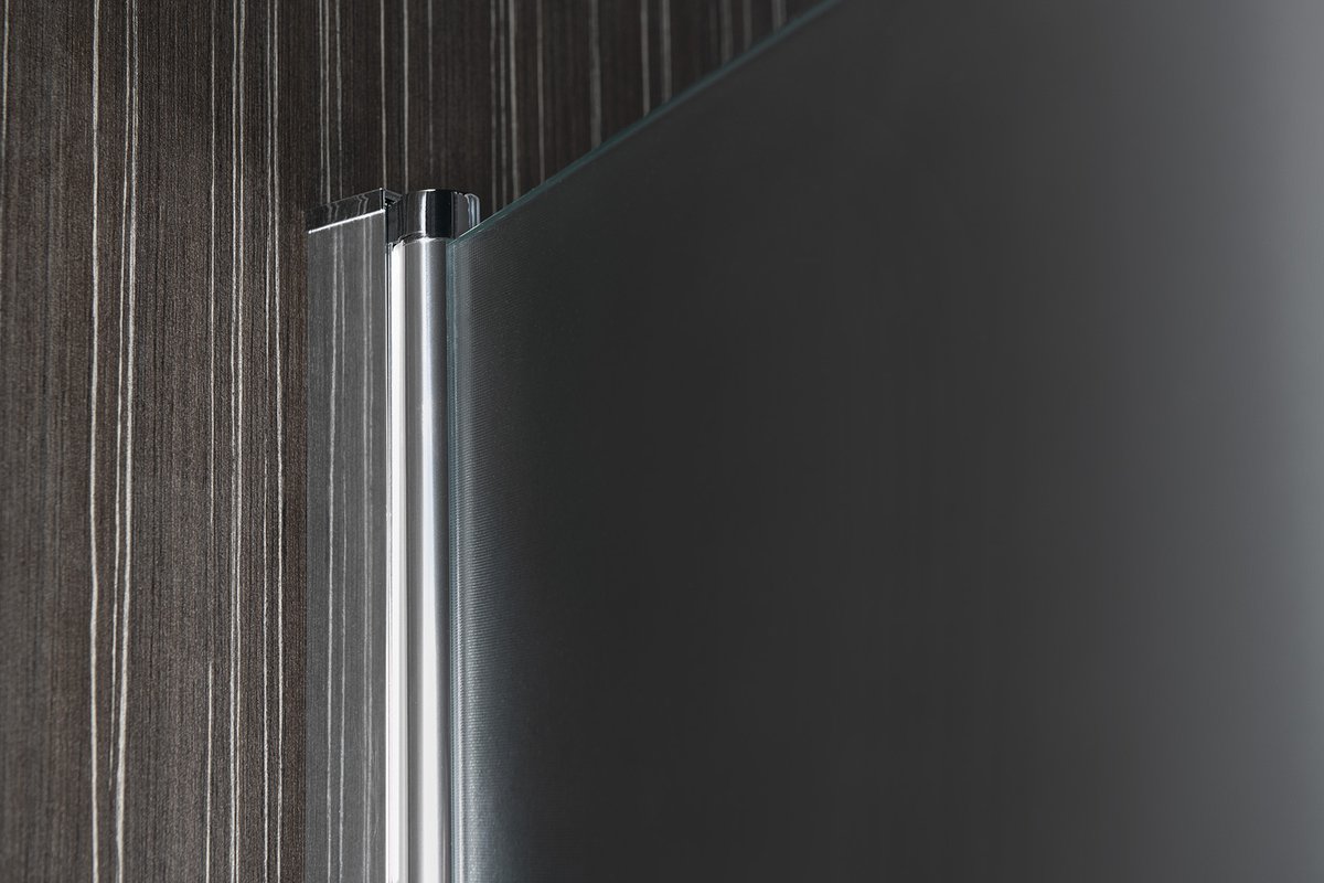 Aqualine PILOT otočné sprchové dveře 800mm, detail okraje skla