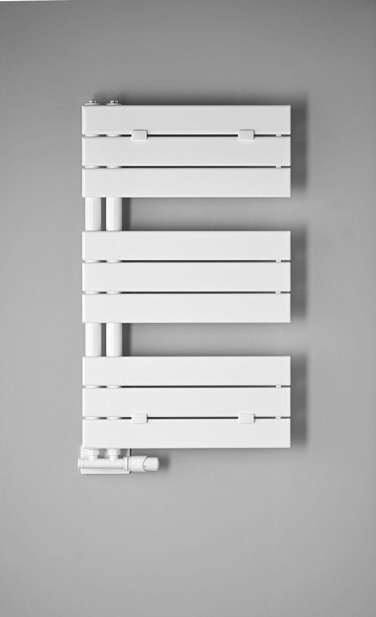 Aqualine MYTHOS otopné těleso 500x830mm, bílá, na šedé stěně