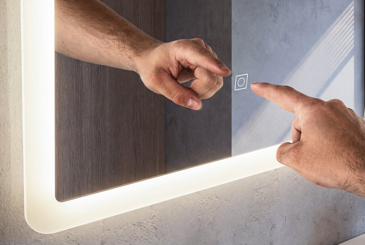 Aqualine FAGO zrcadlo s LED osvětlením 50x70cm, dotykový senzor, stmívatelné, detail dotykového ovládání