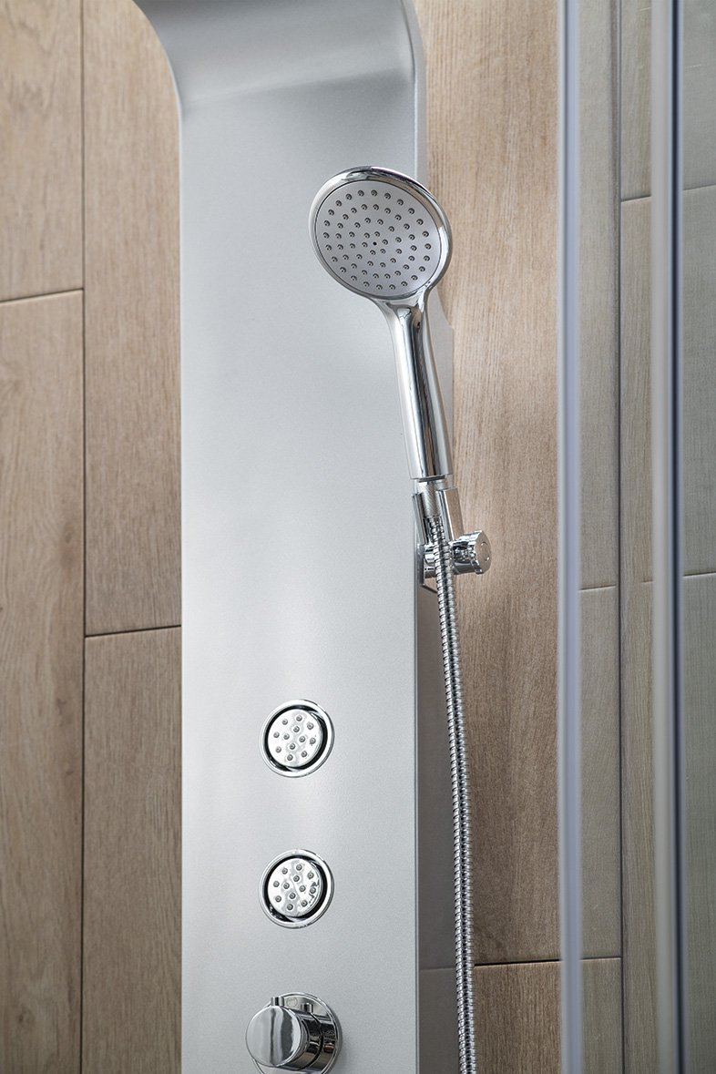 Aqualine TUSA sprchový panel 200x1400mm, stříbrná, detail ruční sprchy a trysek